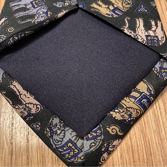 THAI SILK Men’s Necktie 100% Silk Handmade In Thailand Multicolor Elephant Print - Picture 5 of 8